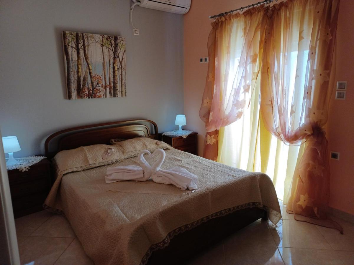 Deluxe Sophia'S Penthouse Apartment Karpathos Exterior photo